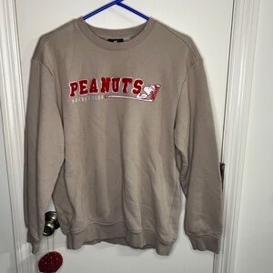 H&M Beige Crewneck Sweater with Red Peanuts Snoopy, Linus & Lucy Graphic Size M